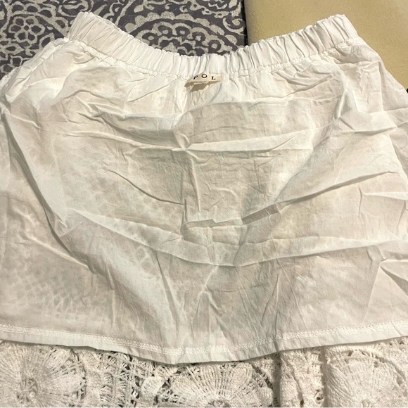 POL Valley Escape Crochet Skirt OS - Picture 11 of 16